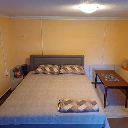Apartman Pavle Virpazar Exteriör bild