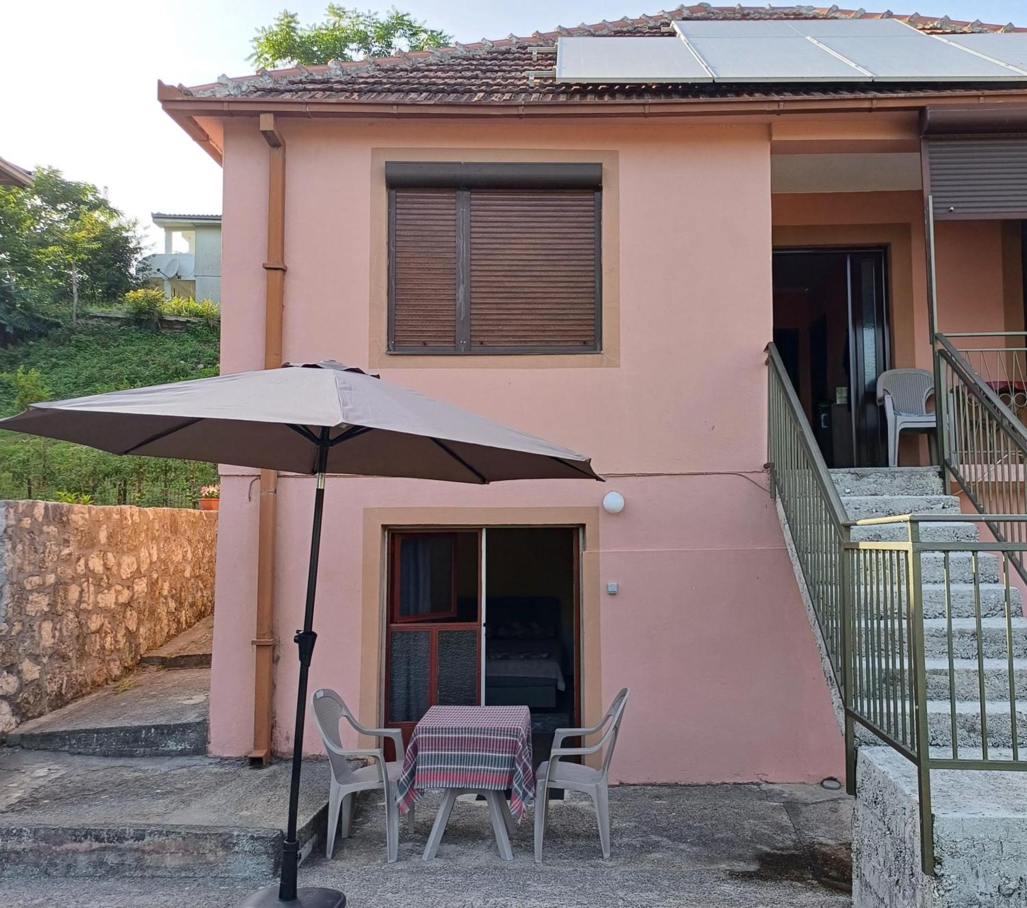 Apartman Pavle Virpazar Exteriör bild