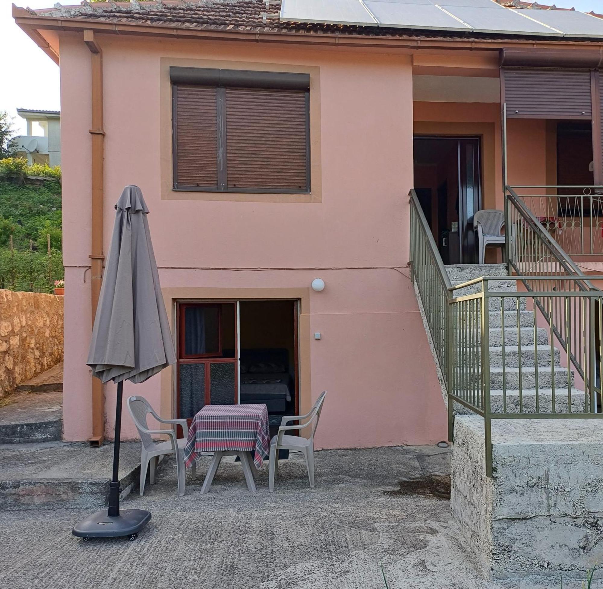 Apartman Pavle Virpazar Exteriör bild